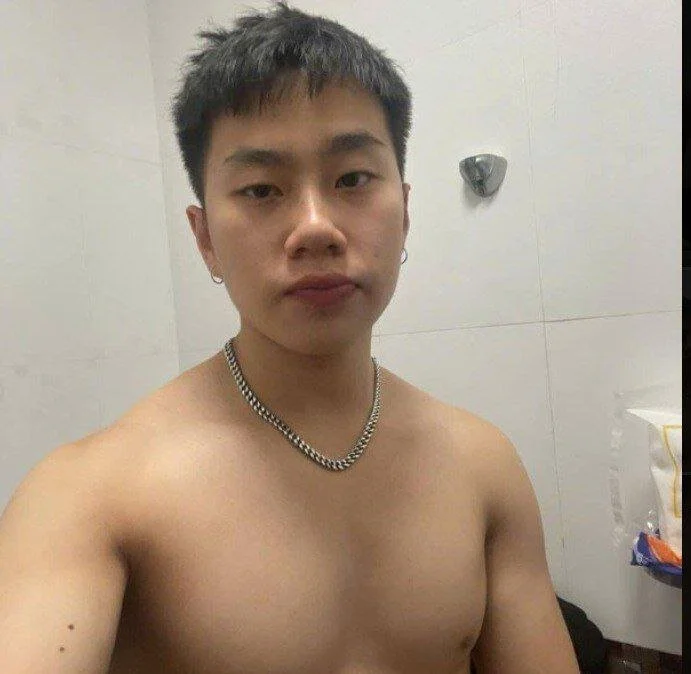 nguyenminh870 離線 XXX 聊天