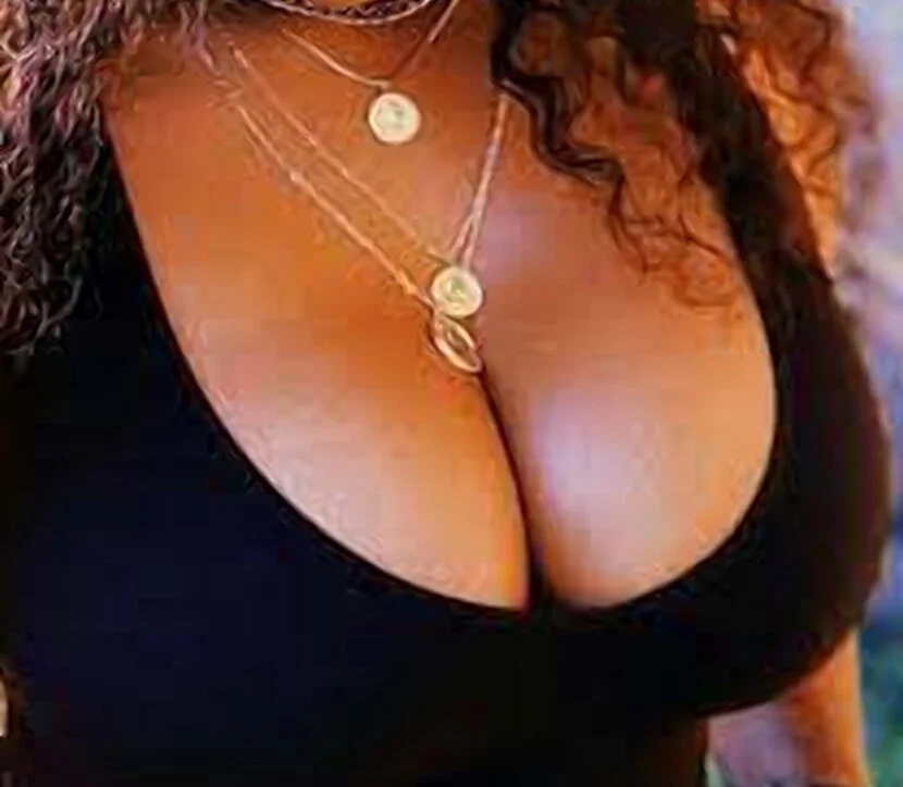 Adaline-Paris Adlı Modelin Çevrimdışı XXX Sohbeti