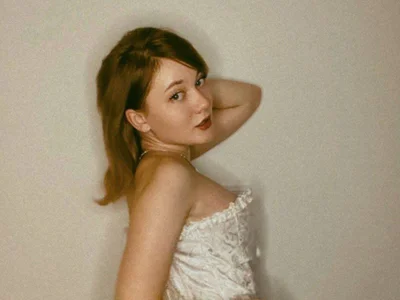 SkyNyxx - Girl 
