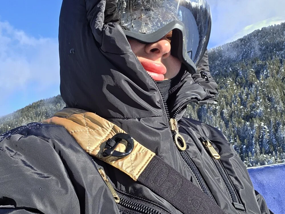 Adivaaa: συνομιλία ΧΧΧ εκτός σύνδεσης