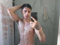 Aronfox23