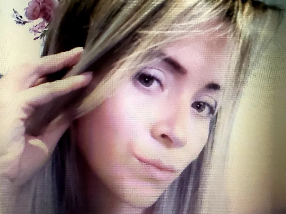 SmilingGirl's Offline XXX Chat