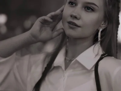 DelphaDobrushin - Girl 