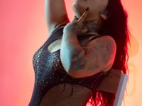 Black_roseee's Live XXX Chat