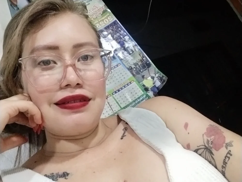 VIoleta07's Offline Chat Room