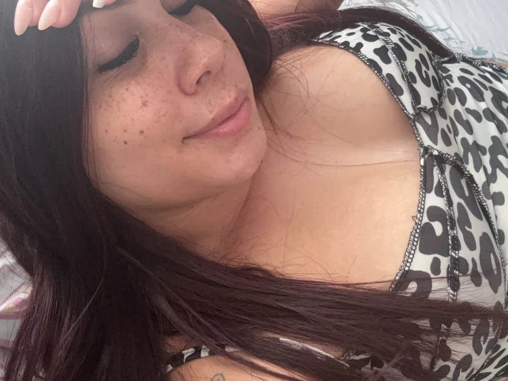 RoseFox1 offline XXX-chat