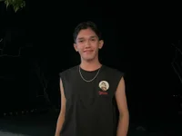 urasian_john18 webcam thumbnail