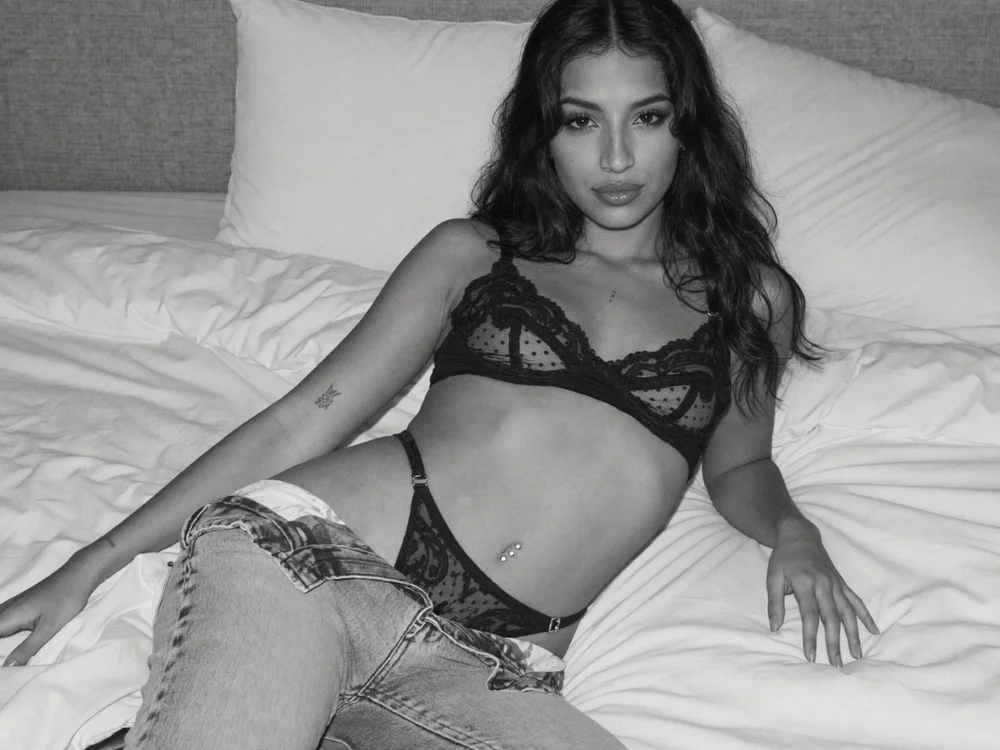 AriaCollin Chat XXX offline