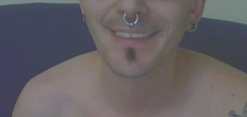 sertuxx's Offline XXX Chat