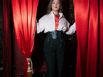 CrystalLyons profile