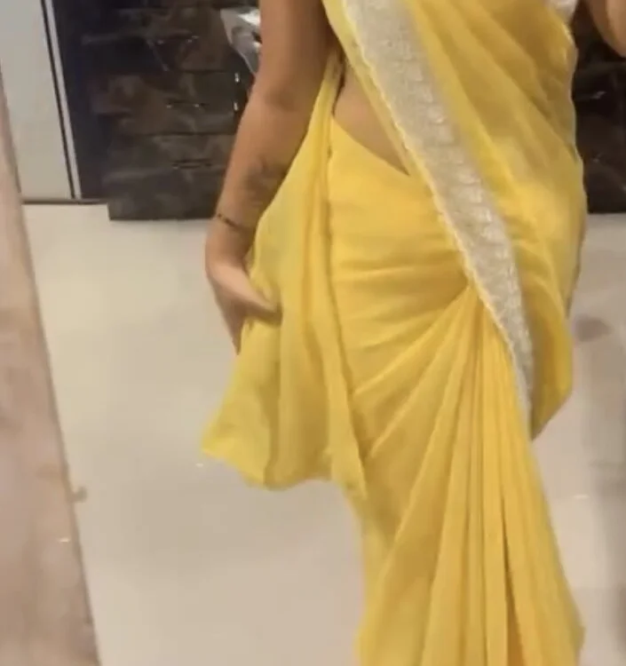 Sneha_live12's most recent online preview