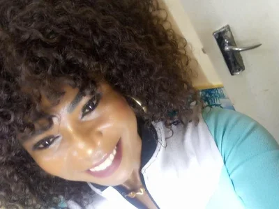 SpicyMatureLiz on StripChat