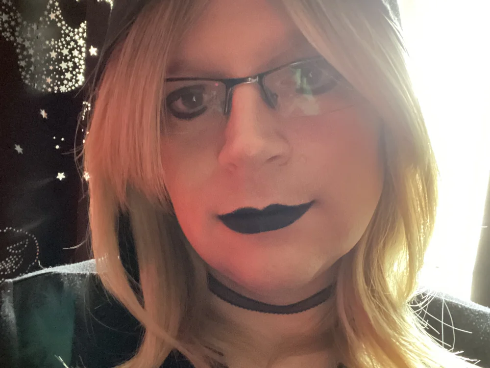 trans_fat's Offline Chat Room