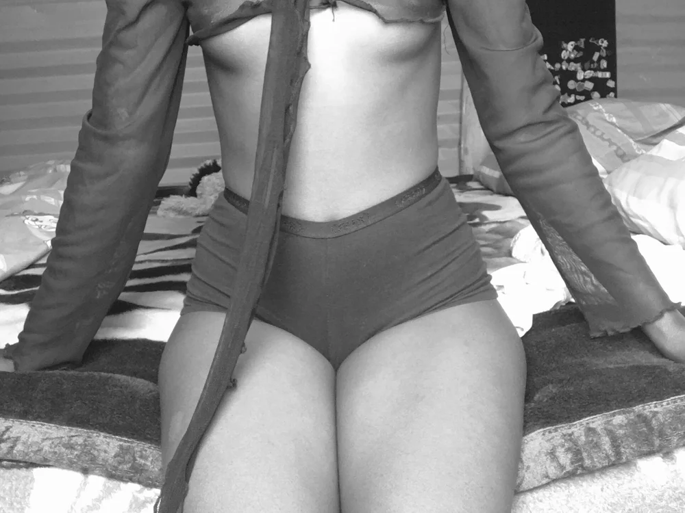 Dirtiestlittleteen's most recent online preview