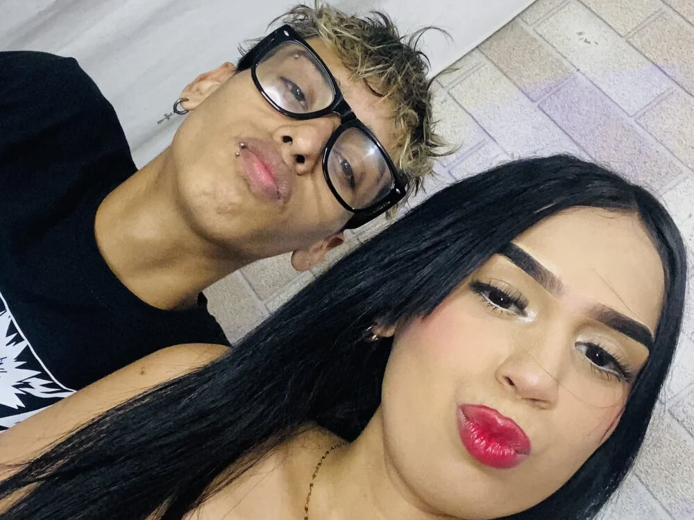 sex_deep777's Offline XXX Chat