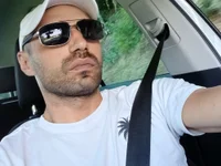 RelaxingVisitor37 webcam model
