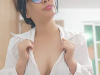 MEGAN_X0XX's webcam live show