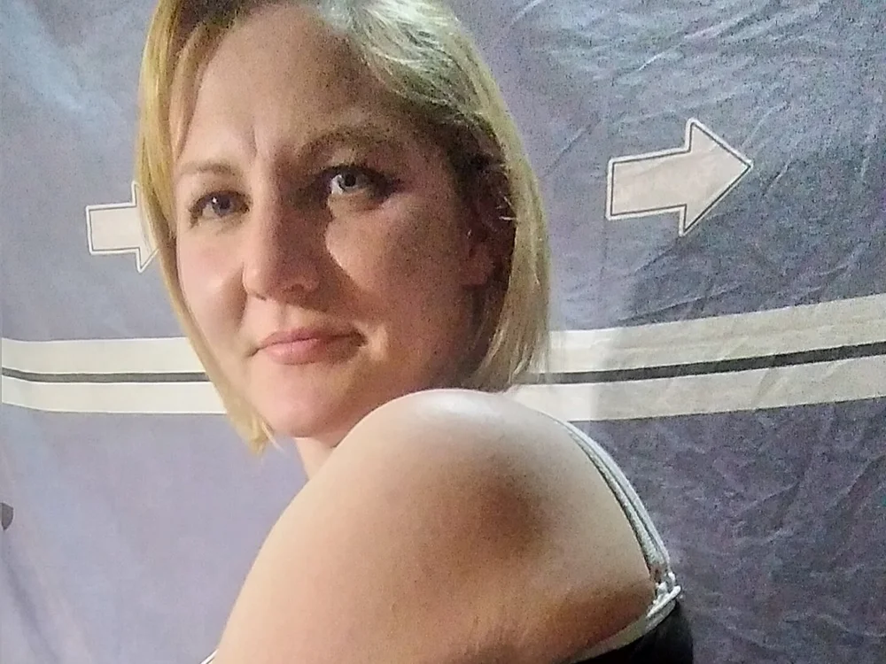 sladkayacherry5's Offline XXX Chat