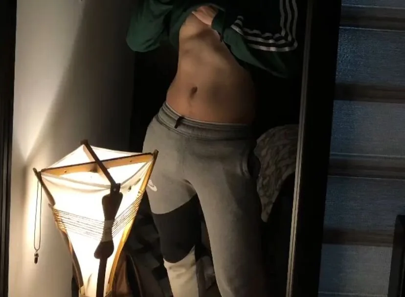 Eduardo__21 Offline Chatrum