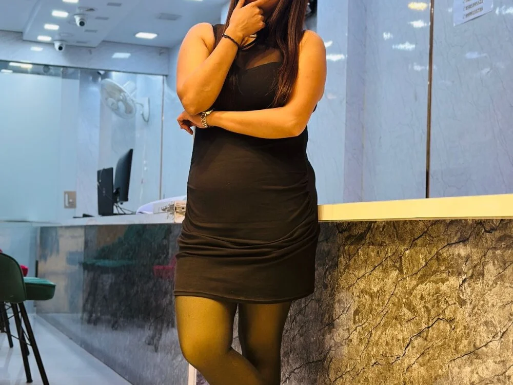 MAYA_RANI-G offline XXX-chatje