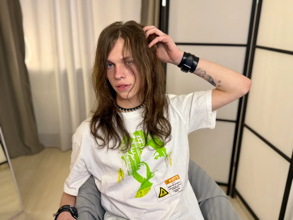 Louis_Hayes cam model