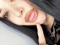 Chatroom XXX en direct de ZuriSaint