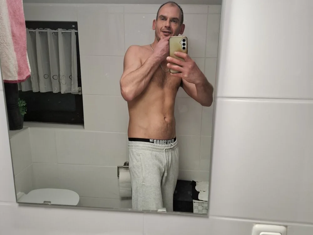 Tomus38 offline XXX-chat