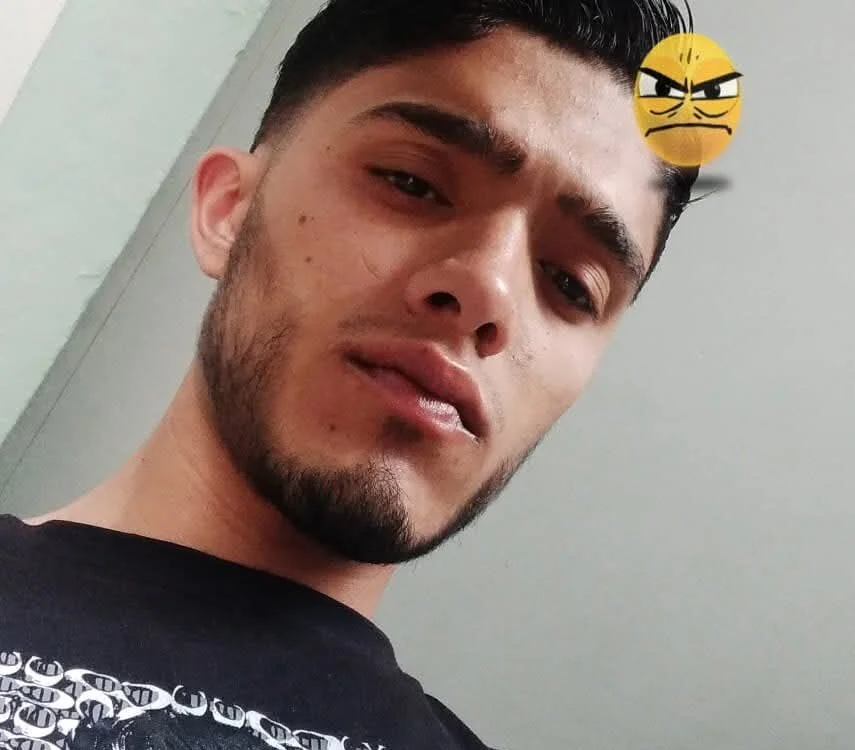 yorman1017 offline chatrum