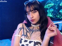 Julls420_ Live XXX Chat