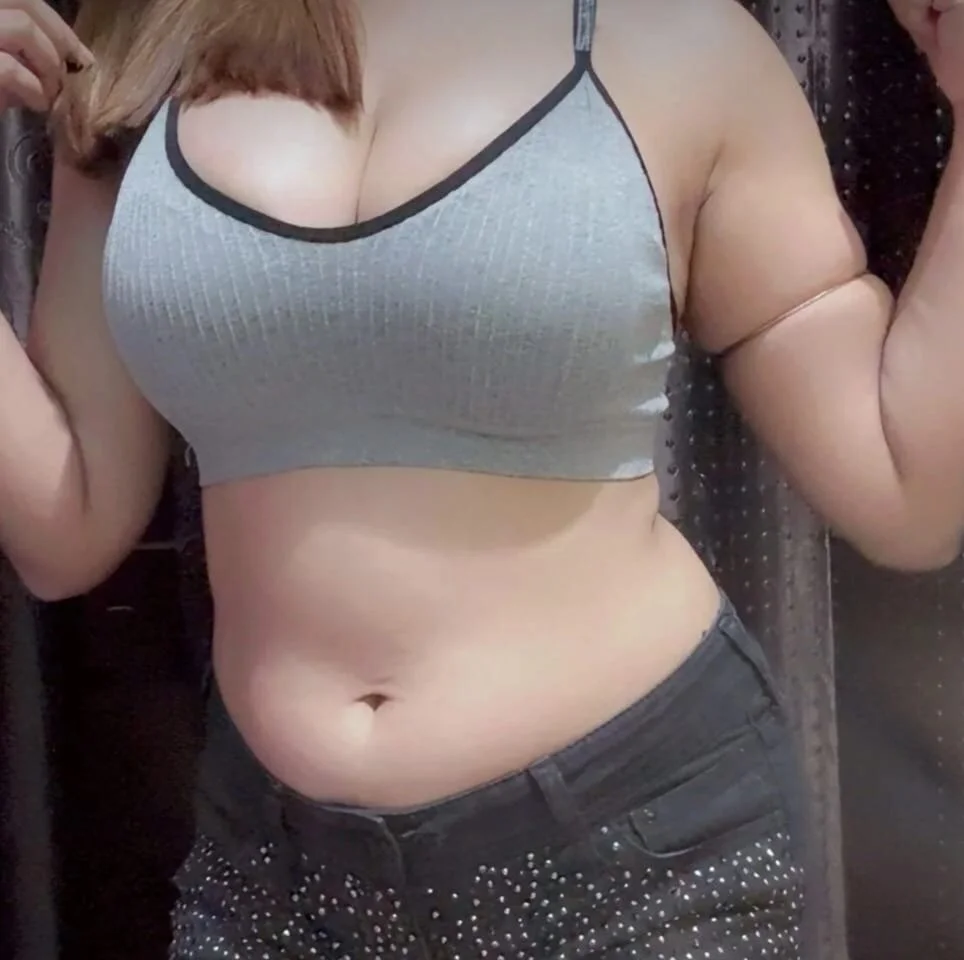 Alisa_khan9 live webcam