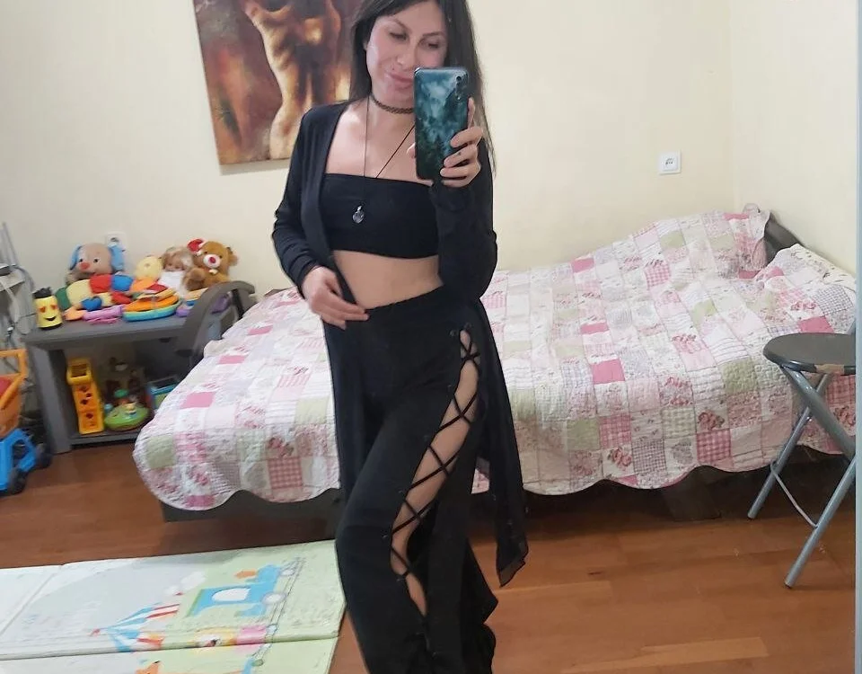 Chat +18 off-line de QueenMomyS