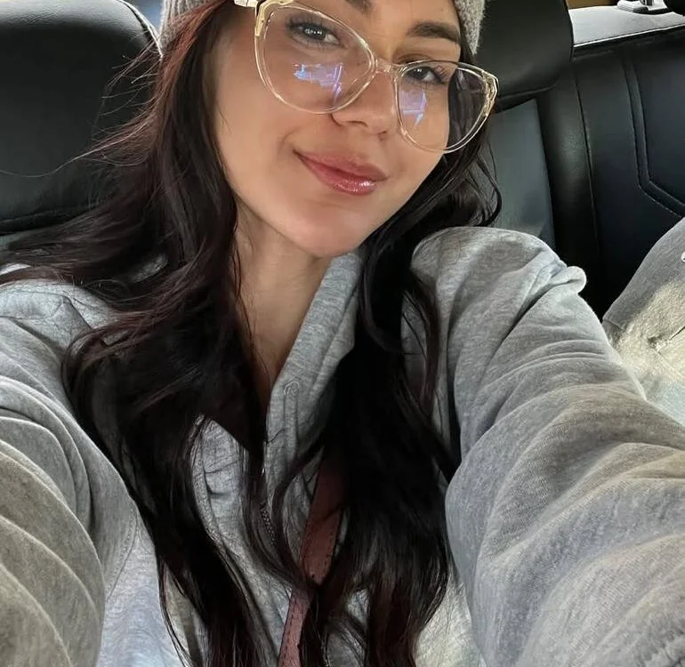 sweetauracouplen Offline XXX chat