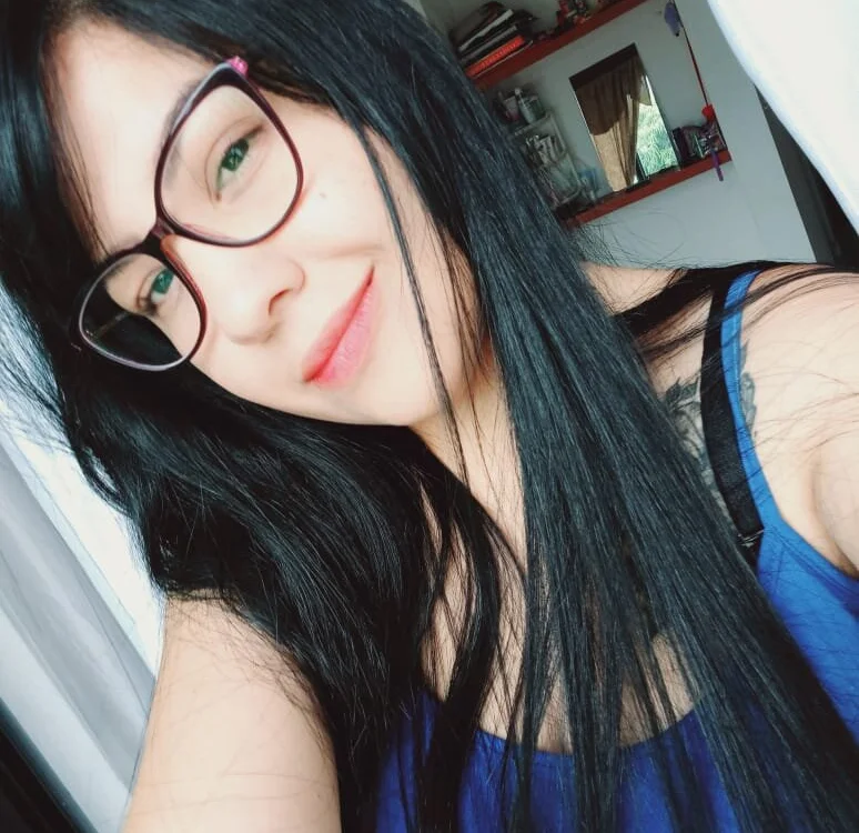 Caroline__Grant's Offline XXX Chat