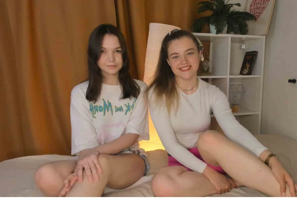 BonnieJudy's Offline Chat Room