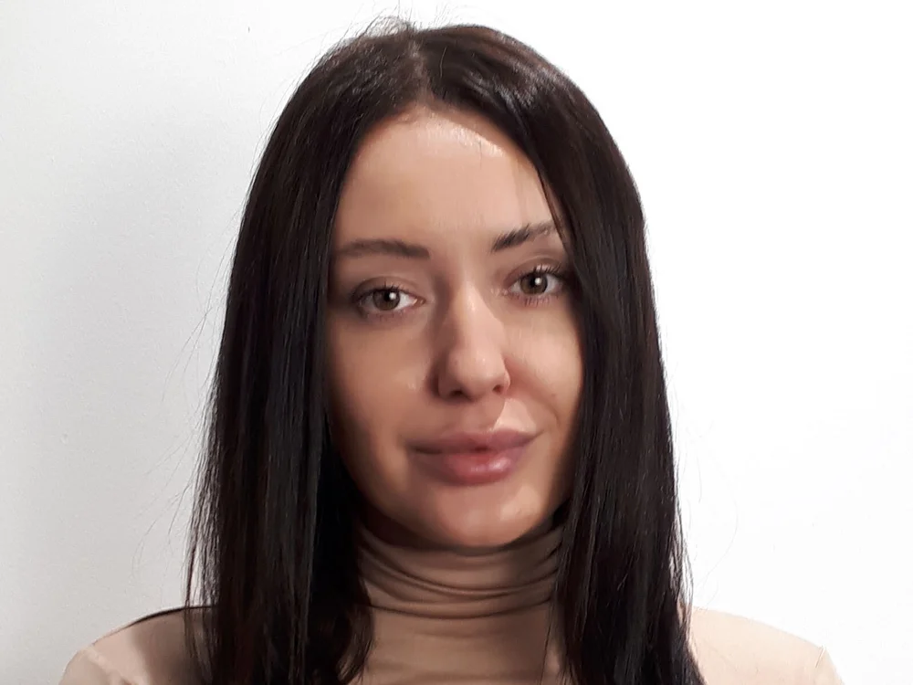 MariaLuxmery's Offline Chat Room
