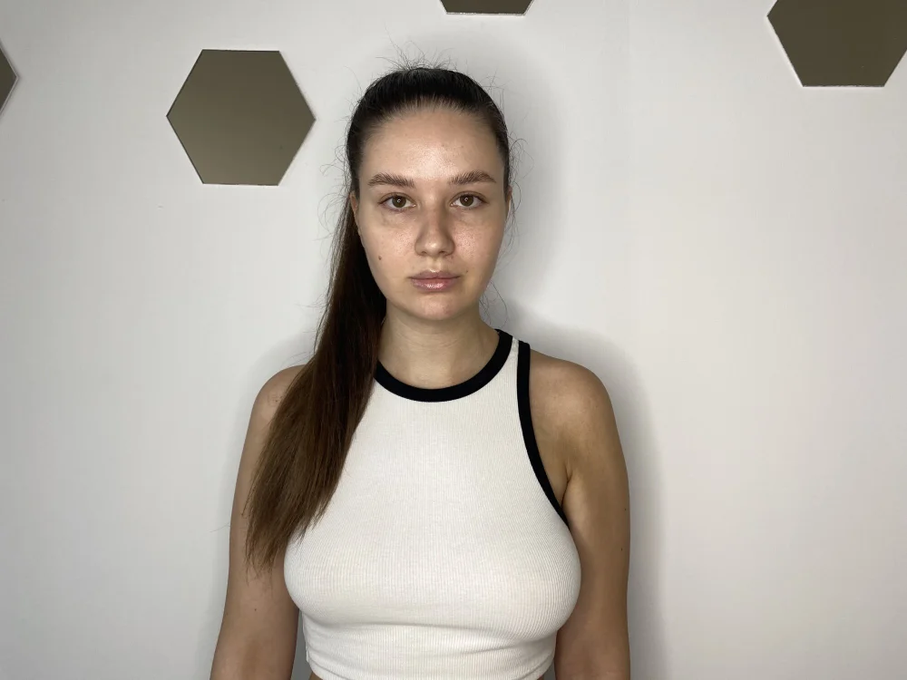 MariaWhitev's Offline Chat Room