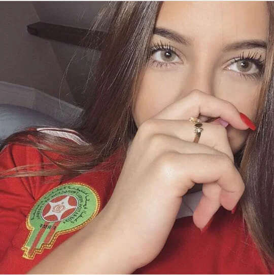 Warda_dubai's Offline XXX Chat