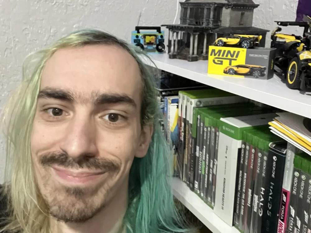 tallnerdyguy's Offline XXX Chat