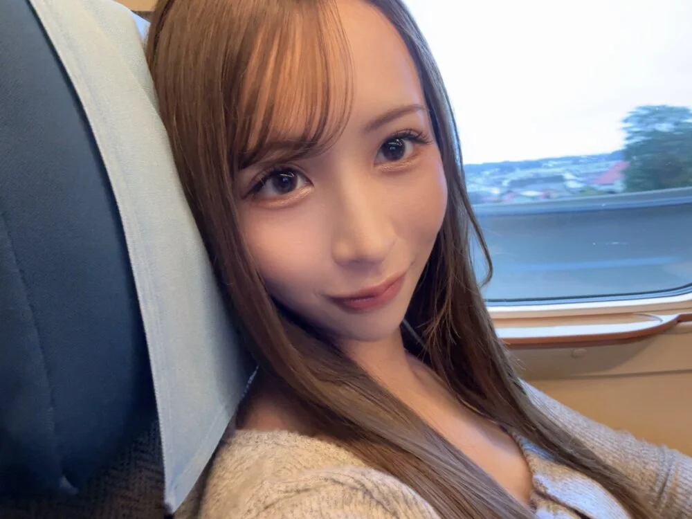 mia_mia2_ch's Offline XXX Chat