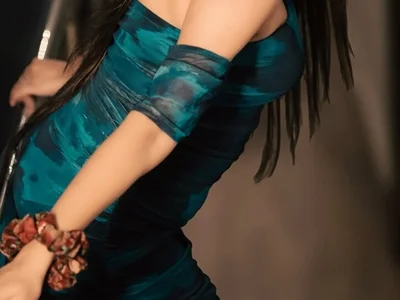 Its_Saina - Girl 