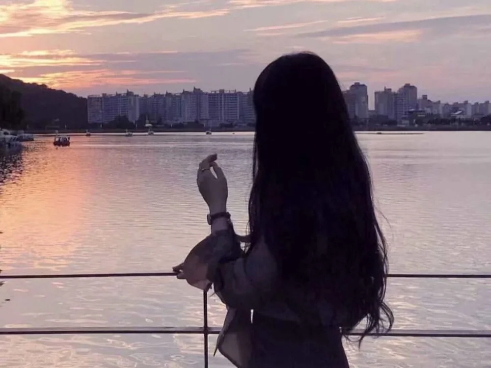 SweetLouise_ Offline XXX Chat