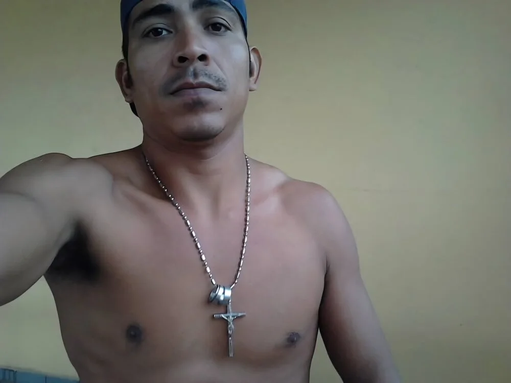 cristofer0904 Offline XXX-chat