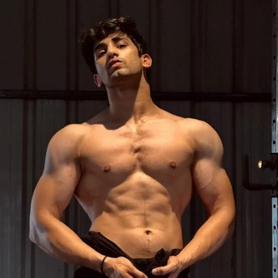 ห้องแชทออฟไลน์ของ HotboyAkaash