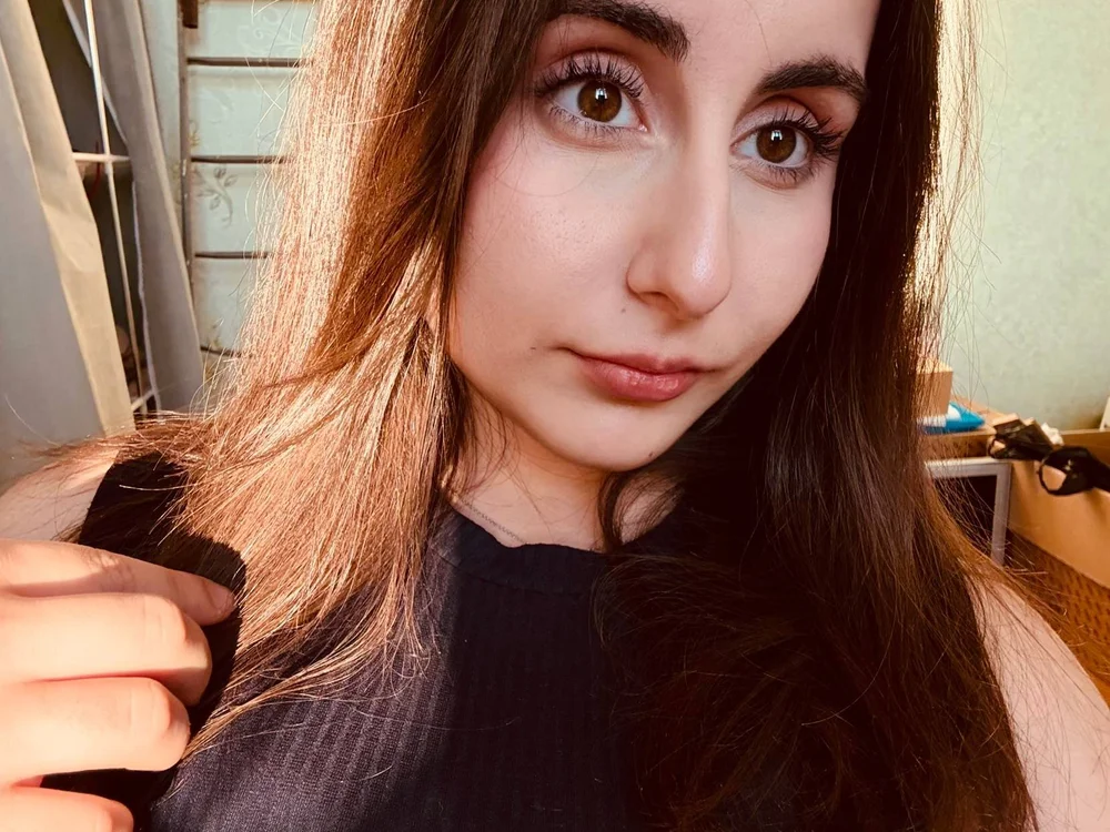 Natalia_Hart 离线XXX聊天