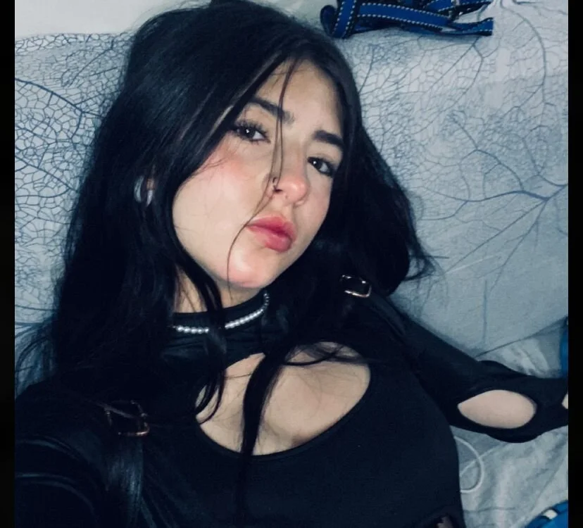 AkiraKuro7: συνομιλία ΧΧΧ εκτός σύνδεσης