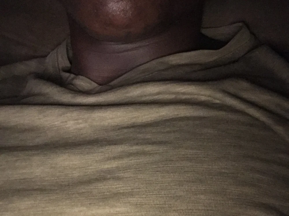 Kenyan_dick2n Offline chat-huone