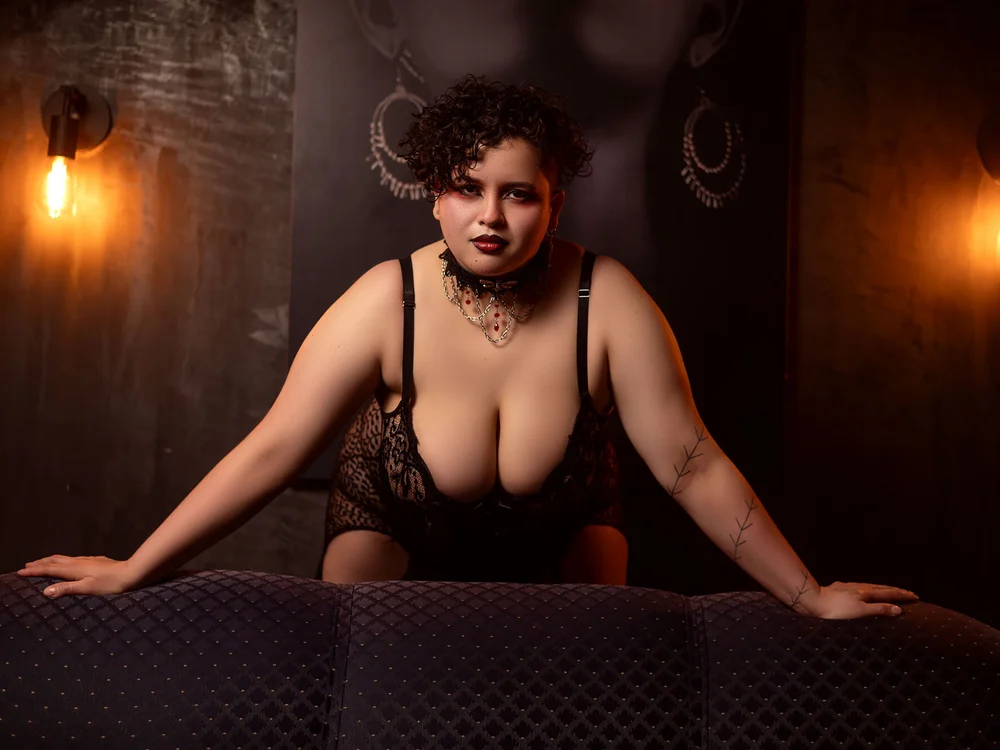 Offline XXX chat Damian_Rock