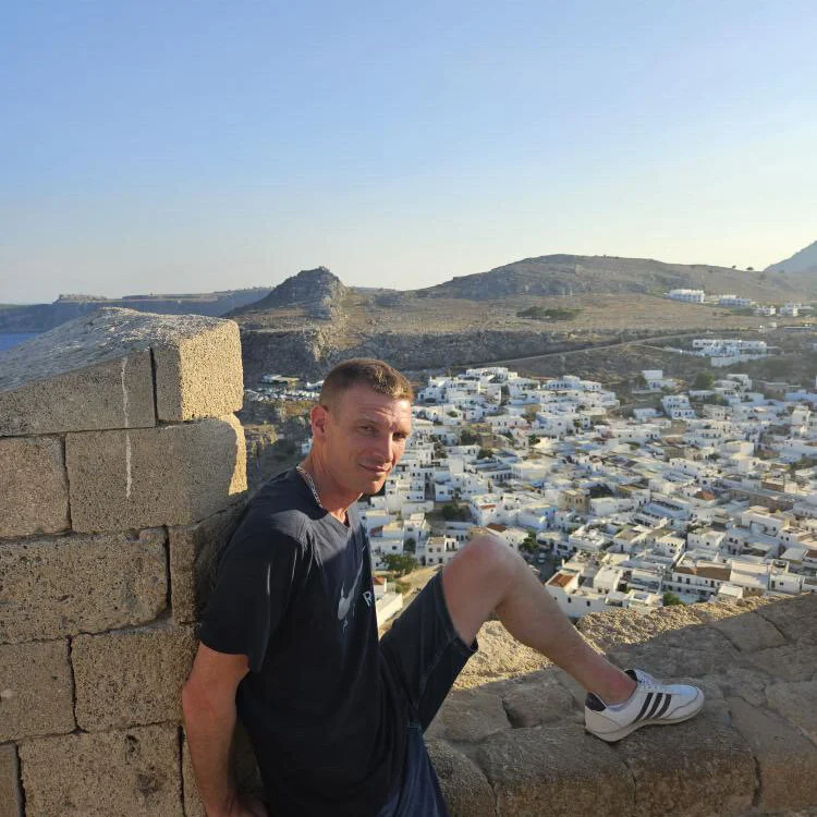 Vinc766 Chat XXX offline