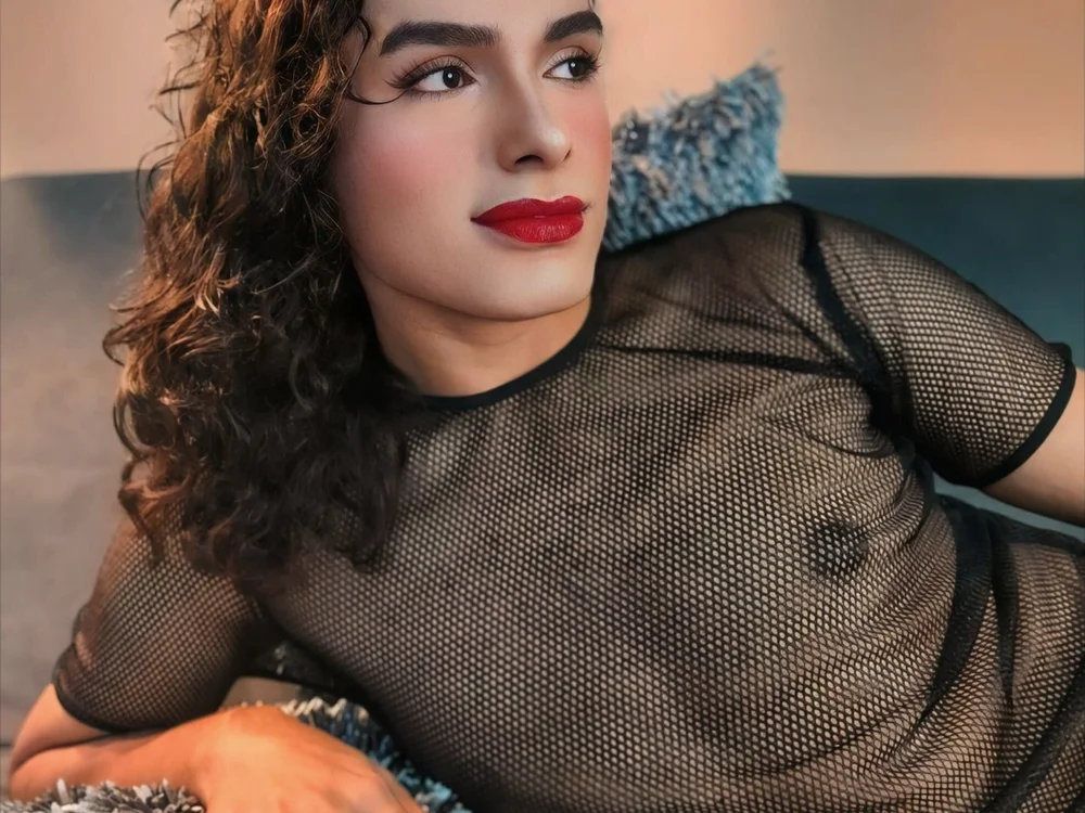 Abril_Rose_S offline chatrum
