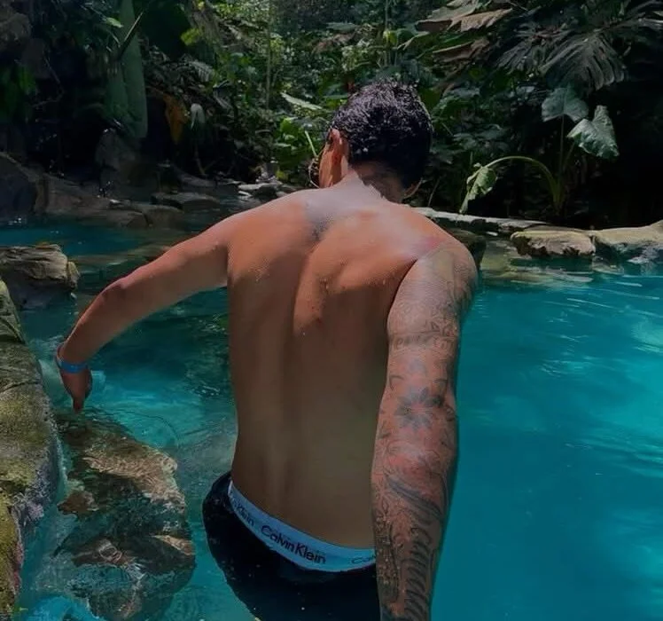 jimmybl18 Chat XXX Ngoại tuyến